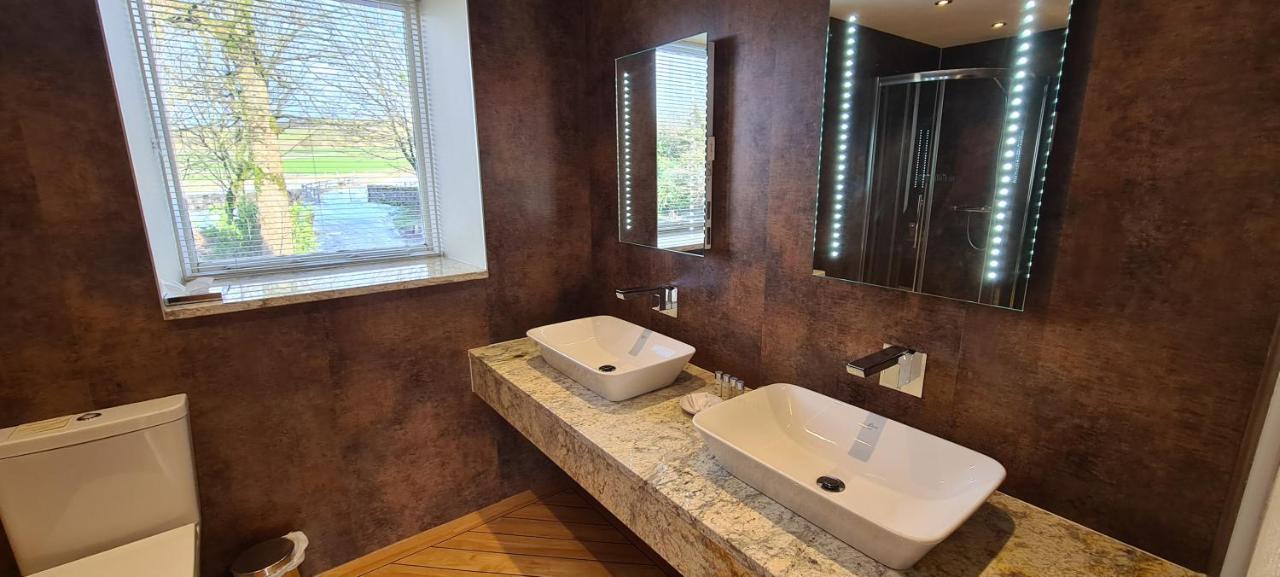Biggin Hall Country House Hotel Хартингтън Екстериор снимка